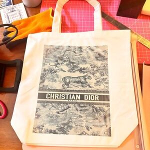 Tote bag with any design